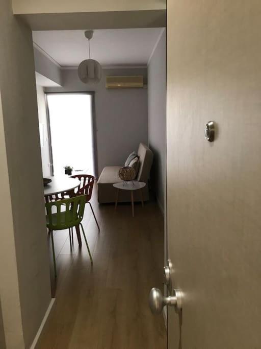 Kyparissia Cozy Flat - 5Mins Walking From Beach Appartement Buitenkant foto